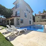 Luxury 5br W Pool & Access Villa Ayvalı
