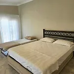 Βίλα Luxury 5br W Pool & Access Ayvalı