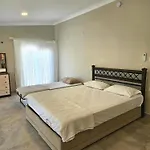 Βίλα Luxury 5br W Pool & Access