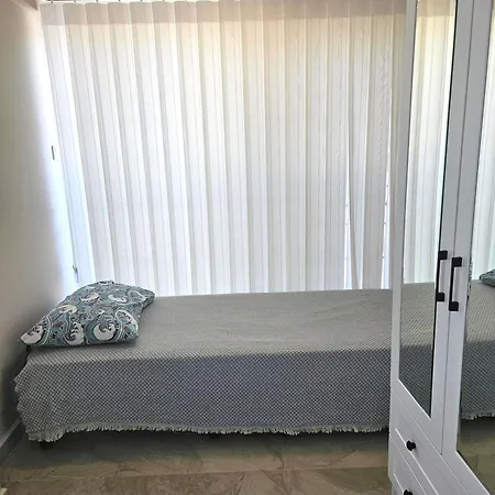 Luxury 5br W Pool & Access Аявали