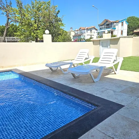 Luxury 5br W Pool & Access Аявали