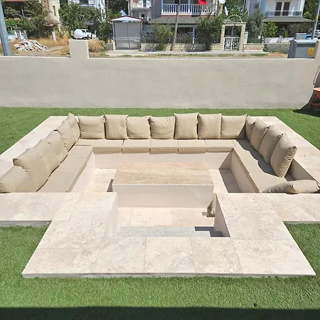 Luxury 5br W Pool & Access Аявали
